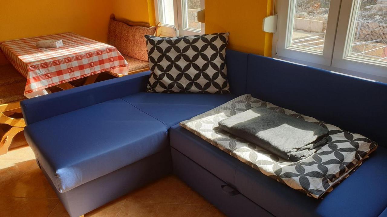 Apartments Roses Dobrinj Zewnętrze zdjęcie
