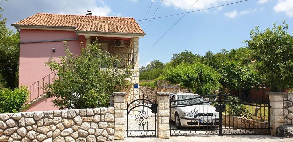 Apartments Roses Dobrinj Zewnętrze zdjęcie