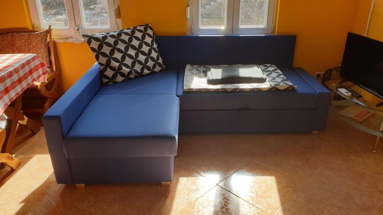 Apartments Roses Dobrinj Zewnętrze zdjęcie