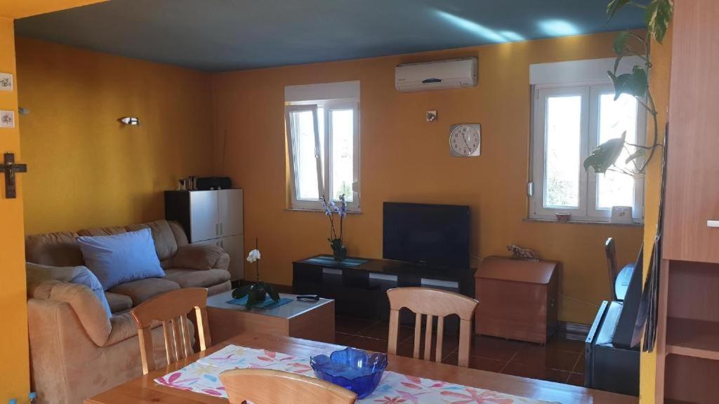 Apartments Roses Dobrinj Zewnętrze zdjęcie