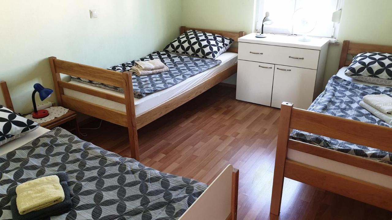 Apartments Roses Dobrinj Zewnętrze zdjęcie